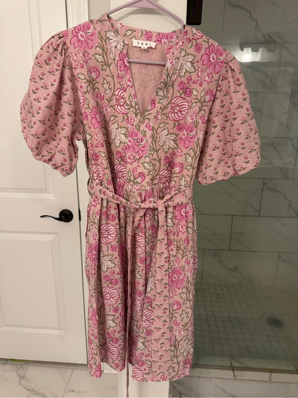 THML Pink Floral Puff-Sleeve Midi Dress